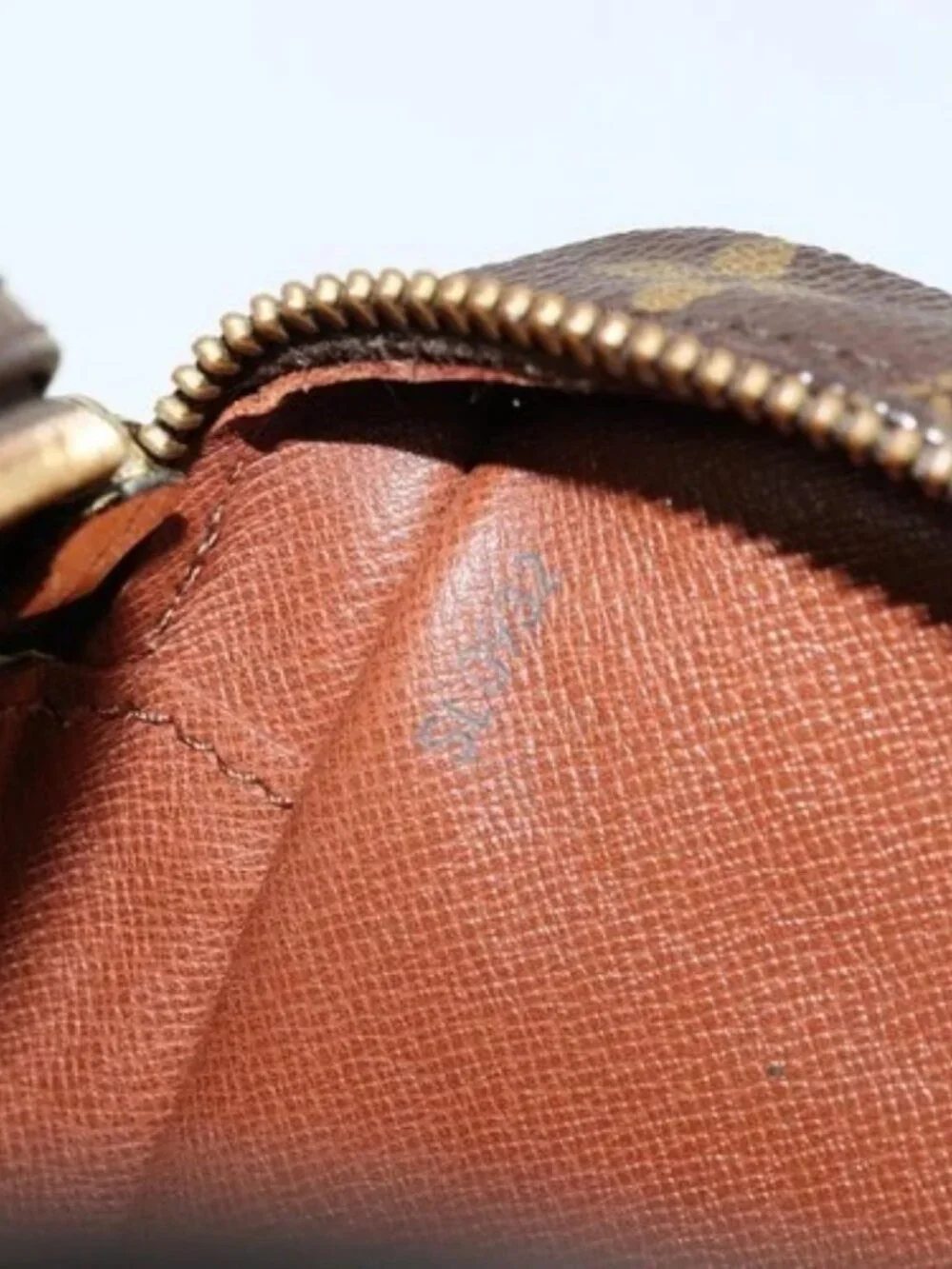 LOUIS VUITTON Monogram Compiegne 23 Clutch Bag M51847 LV Auth ep14103